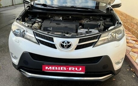 Toyota RAV4, 2013 год, 1 750 000 рублей, 6 фотография