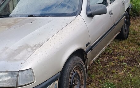 Opel Vectra A, 1990 год, 110 000 рублей, 2 фотография