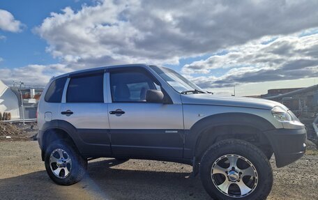 Chevrolet Niva I рестайлинг, 2012 год, 990 000 рублей, 3 фотография