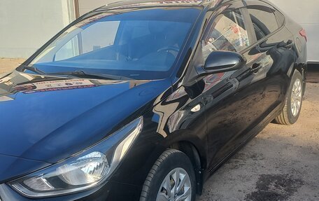 Hyundai Solaris II рестайлинг, 2018 год, 1 365 000 рублей, 7 фотография