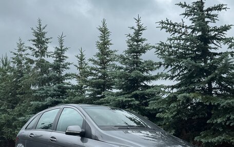 Mercedes-Benz B-Класс, 2011 год, 750 000 рублей, 1 фотография