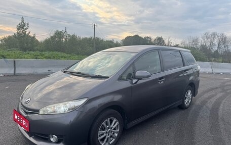Toyota Wish II, 2013 год, 1 700 000 рублей, 1 фотография