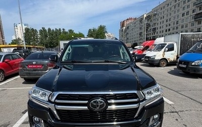 Toyota Land Cruiser 200, 2017 год, 7 500 000 рублей, 1 фотография