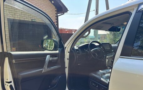 Toyota Land Cruiser 200, 2016 год, 6 100 000 рублей, 23 фотография
