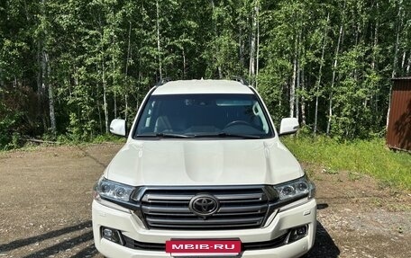 Toyota Land Cruiser 200, 2016 год, 6 100 000 рублей, 11 фотография