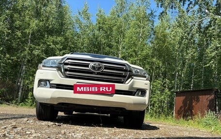 Toyota Land Cruiser 200, 2016 год, 6 100 000 рублей, 12 фотография