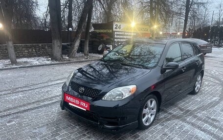 Toyota Matrix, 2003 год, 650 000 рублей, 2 фотография