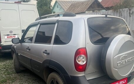 Chevrolet Niva I рестайлинг, 2011 год, 650 000 рублей, 6 фотография