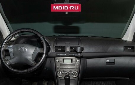 Toyota Avensis III рестайлинг, 2008 год, 700 000 рублей, 6 фотография