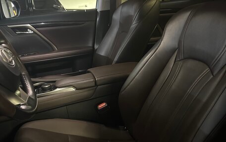Lexus RX IV рестайлинг, 2017 год, 4 100 000 рублей, 7 фотография