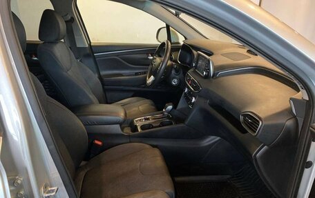 Hyundai Santa Fe IV, 2018 год, 2 750 000 рублей, 29 фотография