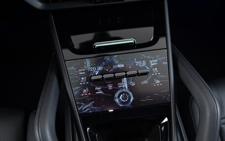Porsche Cayenne III, 2025 год, 16 390 000 рублей, 18 фотография