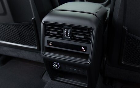 Porsche Cayenne III, 2025 год, 16 390 000 рублей, 23 фотография