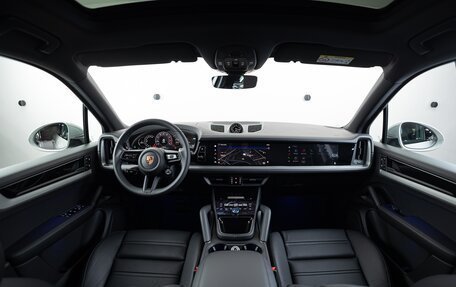 Porsche Cayenne III, 2025 год, 16 390 000 рублей, 24 фотография