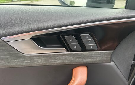 Audi A4, 2021 год, 2 780 000 рублей, 10 фотография