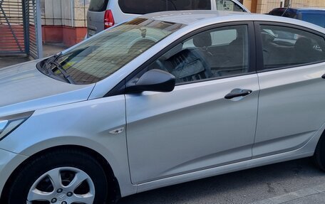 Hyundai Solaris II рестайлинг, 2013 год, 839 999 рублей, 6 фотография