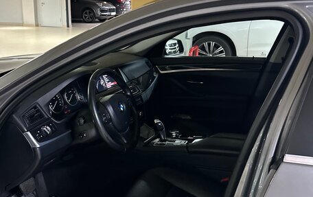 BMW 5 серия, 2013 год, 1 950 000 рублей, 13 фотография