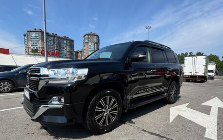 Toyota Land Cruiser 200, 2017 год, 7 500 000 рублей, 6 фотография