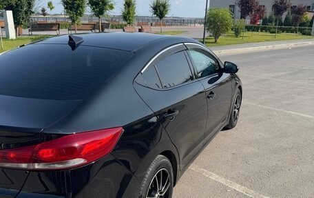 Hyundai Elantra VI рестайлинг, 2016 год, 1 300 000 рублей, 11 фотография
