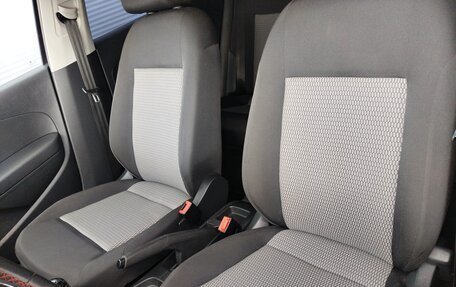 Volkswagen Polo VI (EU Market), 2014 год, 1 100 000 рублей, 26 фотография