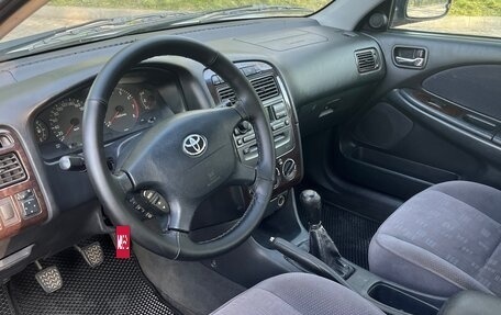 Toyota Avensis III рестайлинг, 2001 год, 335 000 рублей, 12 фотография