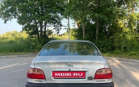Toyota Avensis III рестайлинг, 2001 год, 335 000 рублей, 6 фотография