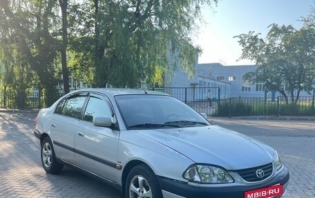 Toyota Avensis III рестайлинг, 2001 год, 335 000 рублей, 3 фотография