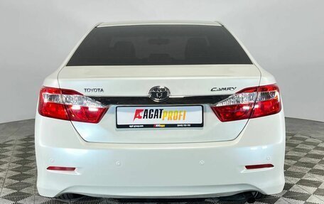 Toyota Camry, 2014 год, 1 300 000 рублей, 6 фотография