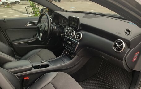 Mercedes-Benz A-Класс, 2014 год, 1 475 000 рублей, 25 фотография