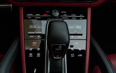 Porsche Cayenne III, 2018 год, 9 800 000 рублей, 3 фотография