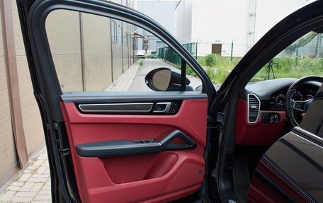Porsche Cayenne III, 2018 год, 9 800 000 рублей, 5 фотография