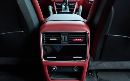 Porsche Cayenne III, 2018 год, 9 800 000 рублей, 10 фотография