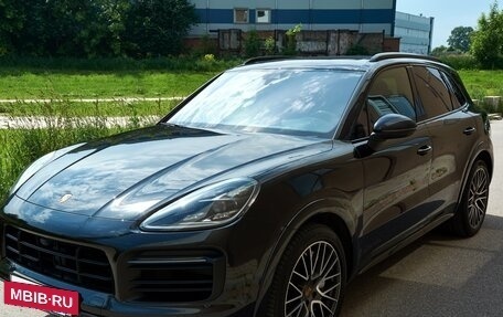 Porsche Cayenne III, 2018 год, 9 800 000 рублей, 14 фотография
