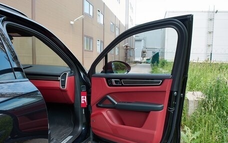 Porsche Cayenne III, 2018 год, 9 800 000 рублей, 6 фотография