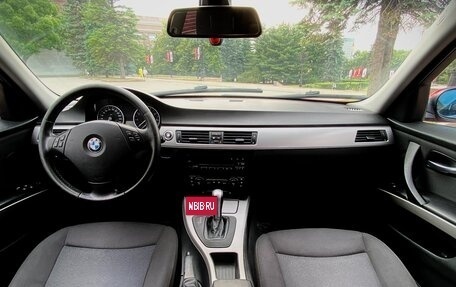 BMW 3 серия, 2006 год, 1 030 000 рублей, 17 фотография