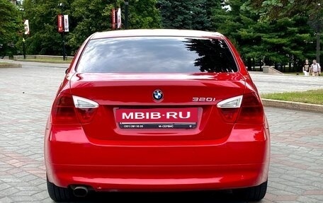 BMW 3 серия, 2006 год, 1 030 000 рублей, 6 фотография
