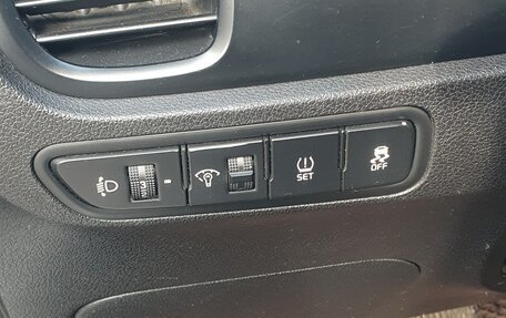 KIA Rio IV, 2018 год, 819 000 рублей, 4 фотография