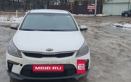 KIA Rio IV, 2018 год, 819 000 рублей, 15 фотография