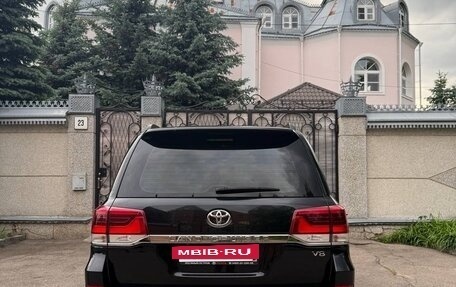 Toyota Land Cruiser 200, 2018 год, 7 200 000 рублей, 6 фотография