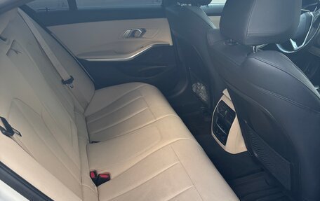 BMW 3 серия, 2020 год, 3 750 000 рублей, 10 фотография