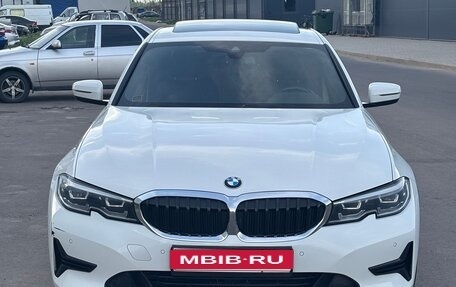 BMW 3 серия, 2020 год, 3 750 000 рублей, 2 фотография