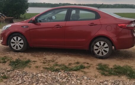 KIA Rio III рестайлинг, 2013 год, 800 000 рублей, 10 фотография