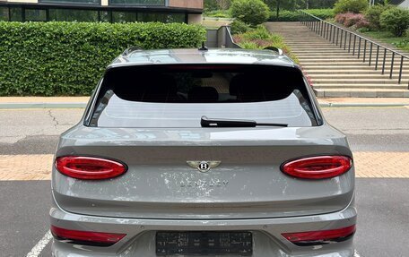Bentley Bentayga I, 2022 год, 25 900 000 рублей, 4 фотография