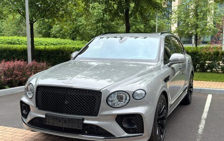 Bentley Bentayga I, 2022 год, 25 900 000 рублей, 9 фотография