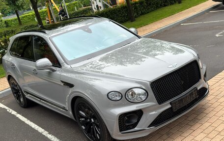 Bentley Bentayga I, 2022 год, 25 900 000 рублей, 16 фотография