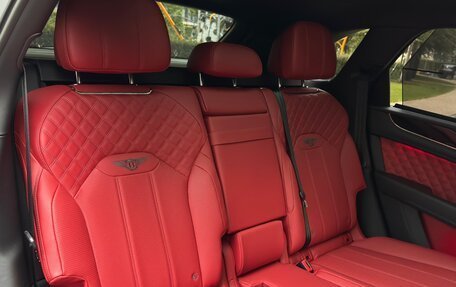 Bentley Bentayga I, 2022 год, 25 900 000 рублей, 36 фотография