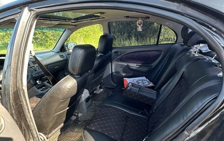 Toyota Avensis III рестайлинг, 1998 год, 260 000 рублей, 7 фотография