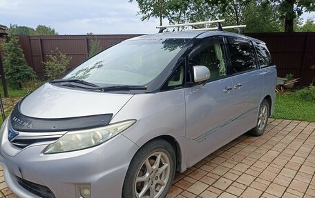 Toyota Estima III рестайлинг -2, 2011 год, 1 350 000 рублей, 2 фотография
