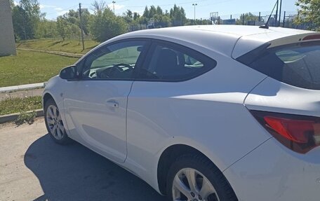 Opel Astra J, 2014 год, 950 000 рублей, 2 фотография