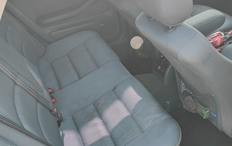 Audi A6, 1999 год, 475 000 рублей, 11 фотография